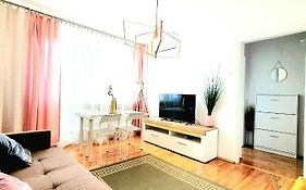 Positive Olive Apartment